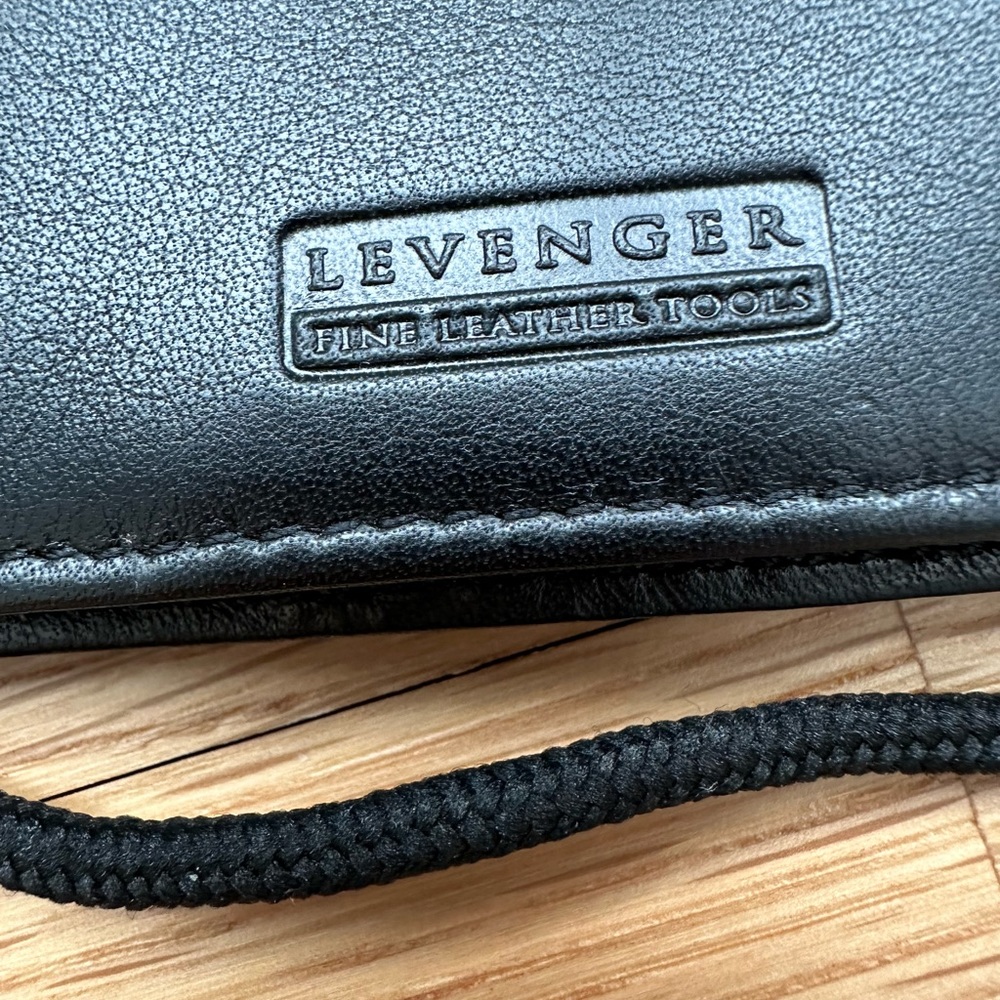 Professional Office Conference Men’s Levenger Black Card/ID Holder Organizer